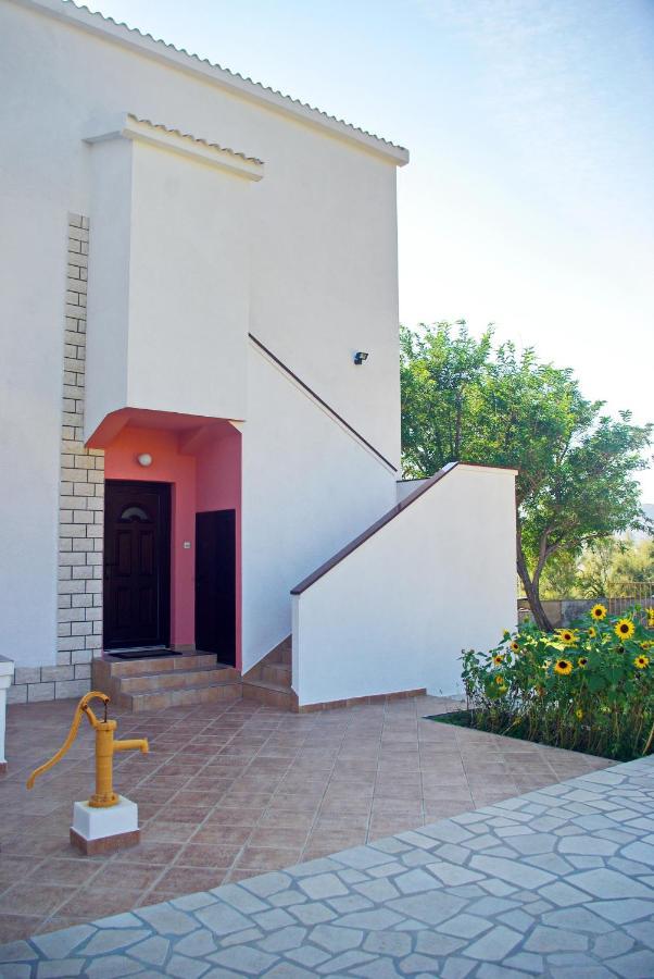 Apartments With A Parking Space Pag - 11358 Pag Town Exterior foto