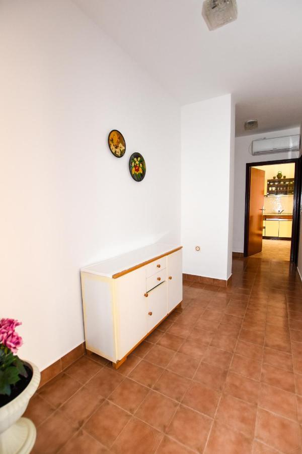 Apartments With A Parking Space Pag - 11358 Pag Town Exterior foto