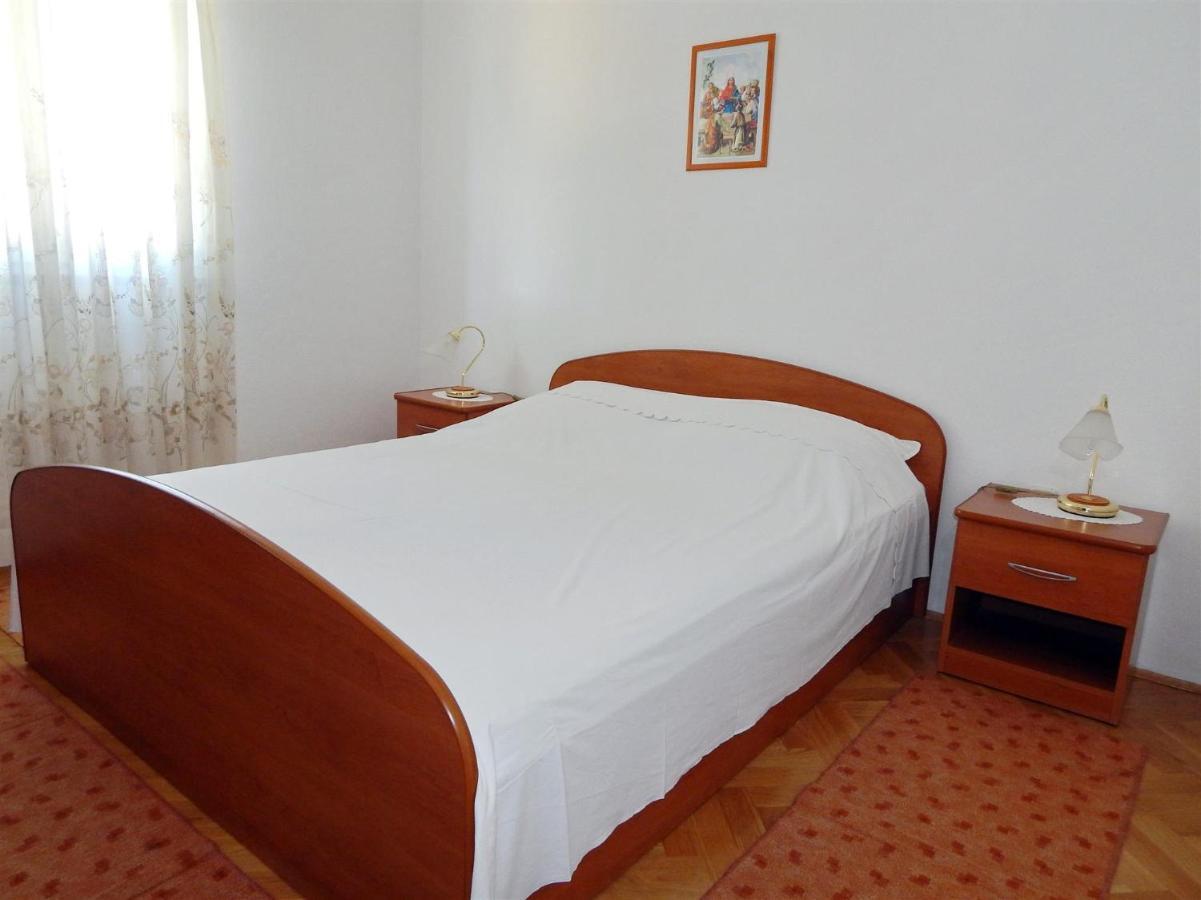 Apartments With A Parking Space Pag - 11358 Pag Town Exterior foto