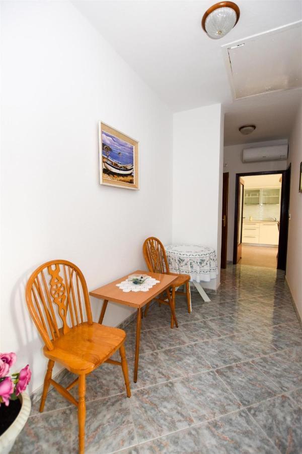 Apartments With A Parking Space Pag - 11358 Pag Town Exterior foto