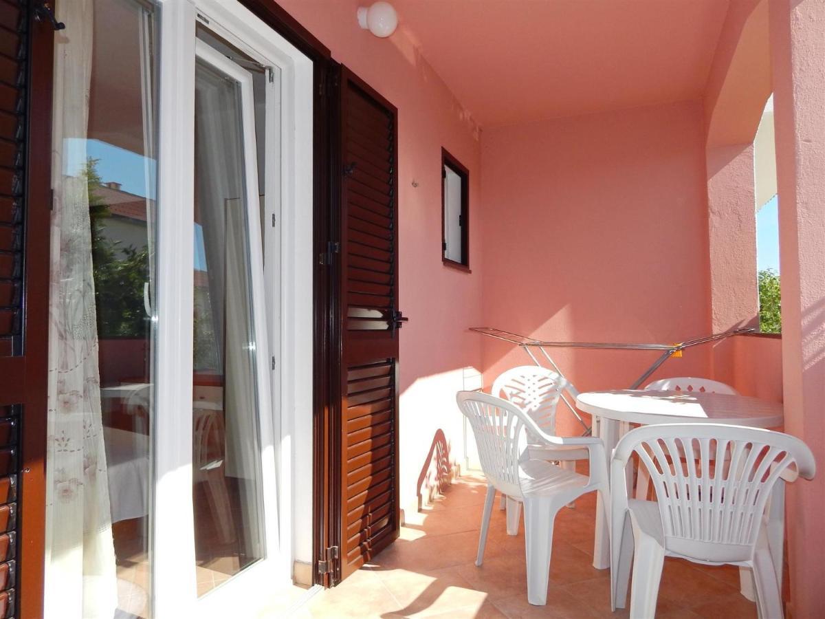 Apartments With A Parking Space Pag - 11358 Pag Town Exterior foto